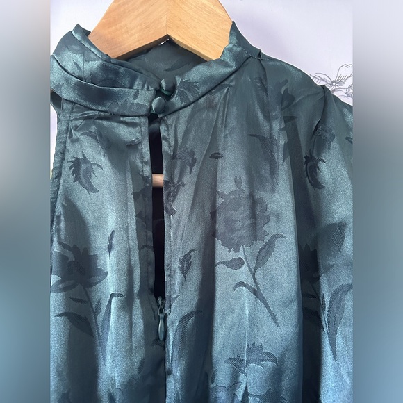 Hello Molly Breaking Hearts Dress in Emerald Green - Picture 11 of 12